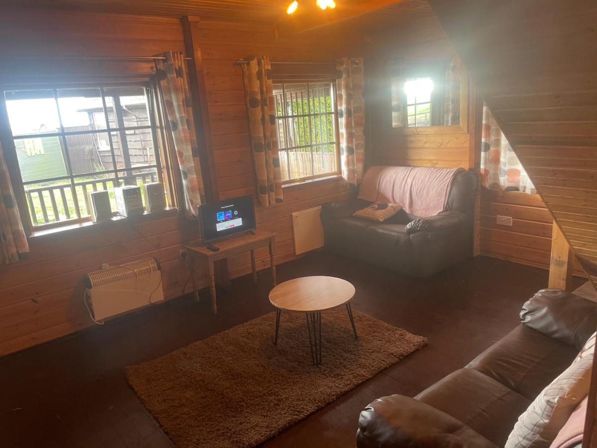 Luxury Glamping At The Riverside Hotel Skegness Exterior photo