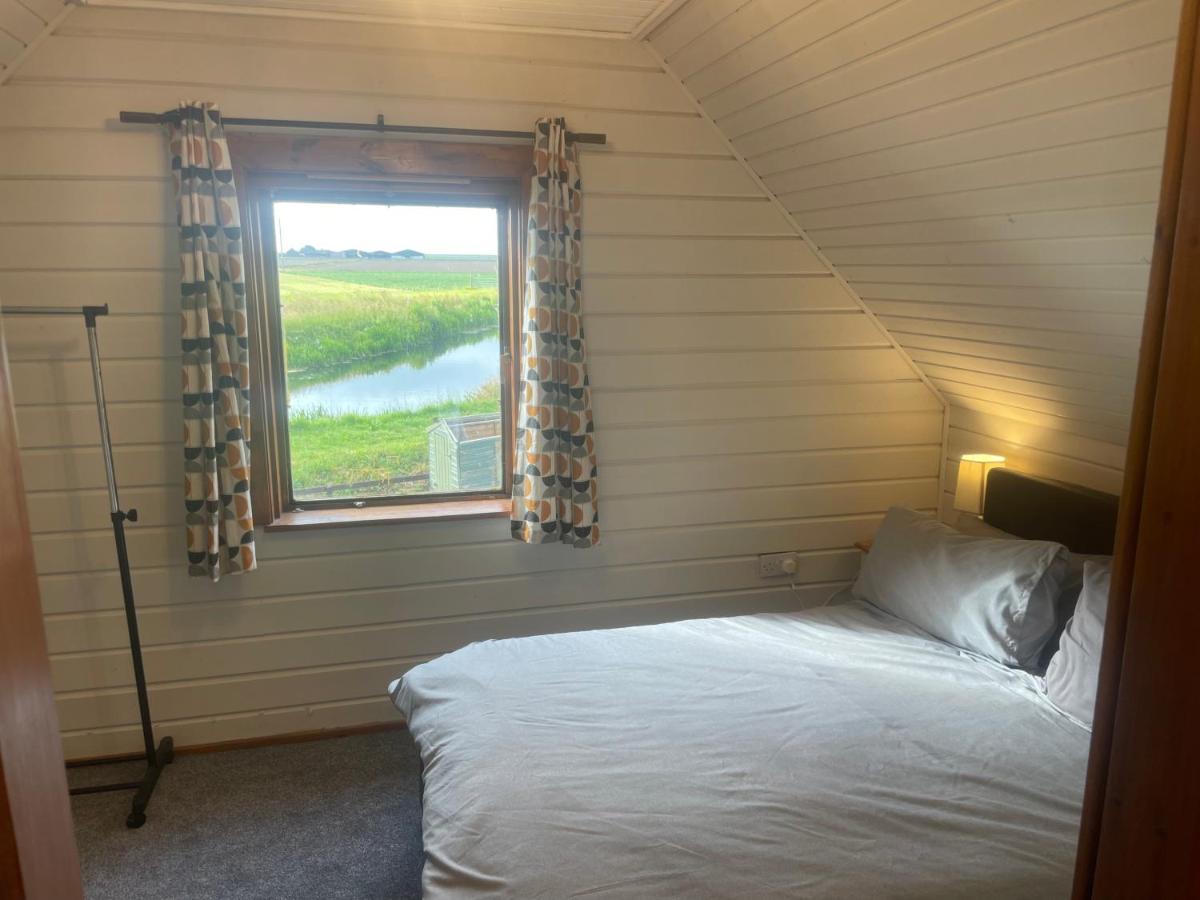 Luxury Glamping At The Riverside Hotel Skegness Exterior photo